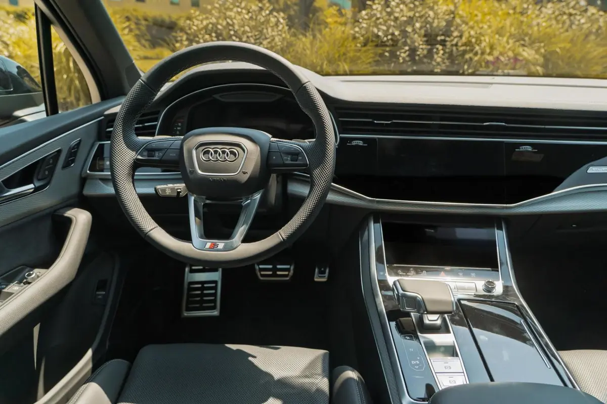 Audi Q7 50 TDI S-Line Edition 2025, interior — Luxury Car Rental Switzerland, Switzerland. Audi Q7 50 TDI S-Line Edition in Switzerland The Audi Q7 50 TDI S-Line Edition is…