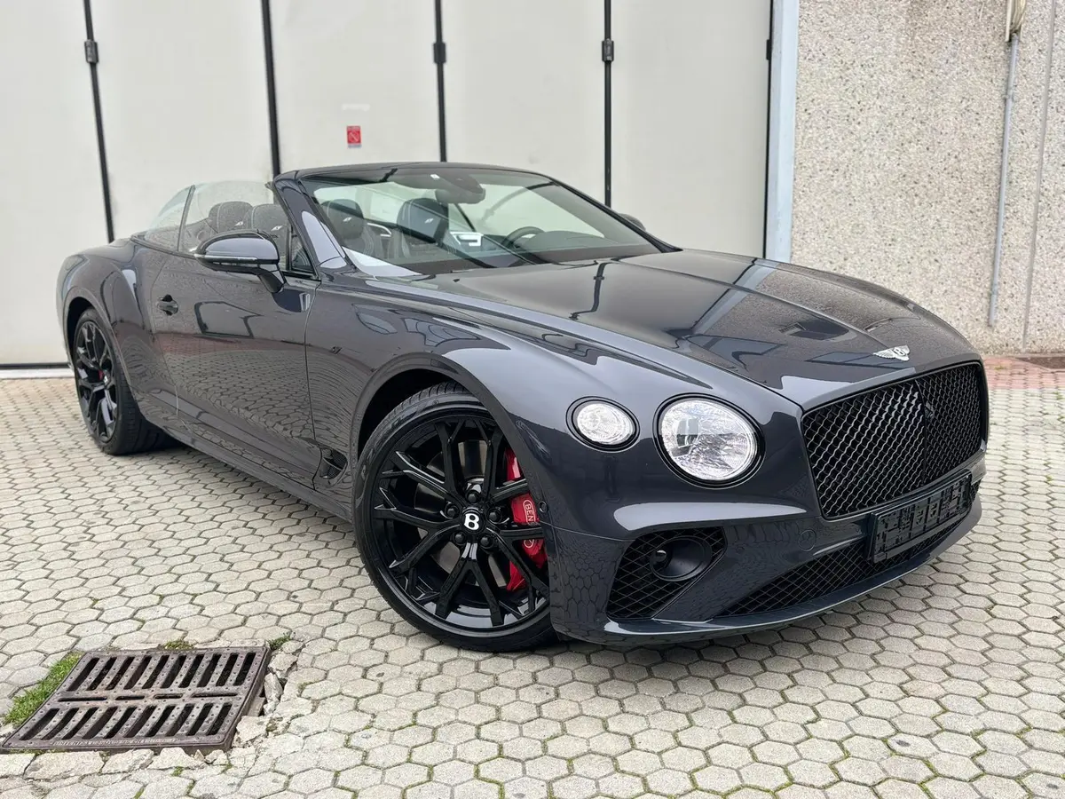Bentley Continental GTC S V8 2025 — Luxury Car Rental Switzerland, Switzerland. Bentley Continental GTC S V8 в Switzerland Bentley Continental GTC S V8 2025 года выпуска…