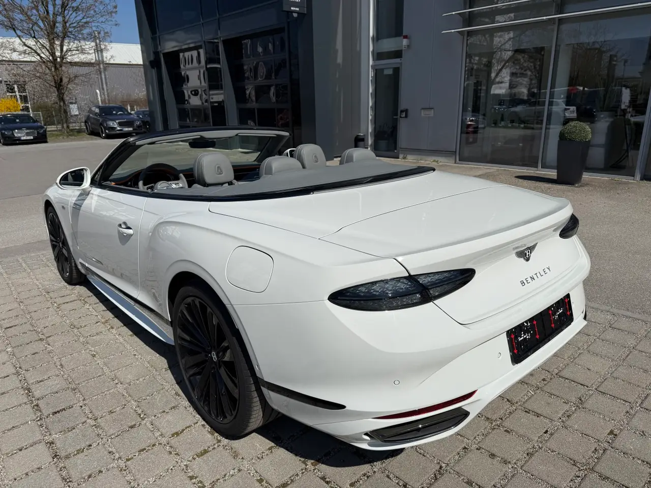 Bentley Continental GTC Speed 2025, side profile — Luxury Car Rental Switzerland, Switzerland. Bentley Continental GTC Speed in Switzerland The Bentley Continental GTC Speed is…