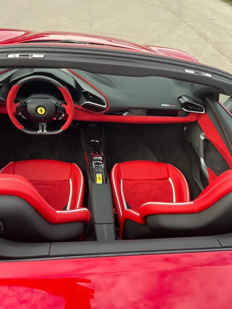 Ferrari 296 GTS Spider 2025, внешний вид — Luxury Car Rental Switzerland, Switzerland. Ferrari 296 GTS Spider в Switzerland Ferrari 296 GTS Spider 2025 года доступен для аренды…