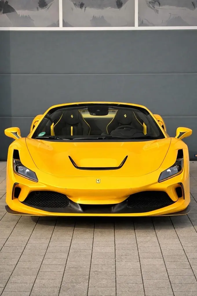 Ferrari F8 SPIDER 2023, вид сзади — Luxury Car Rental Switzerland, Switzerland. Ferrari F8 SPIDER в Switzerland Ferrari F8 SPIDER 2023 года входит в число автомобилей,…