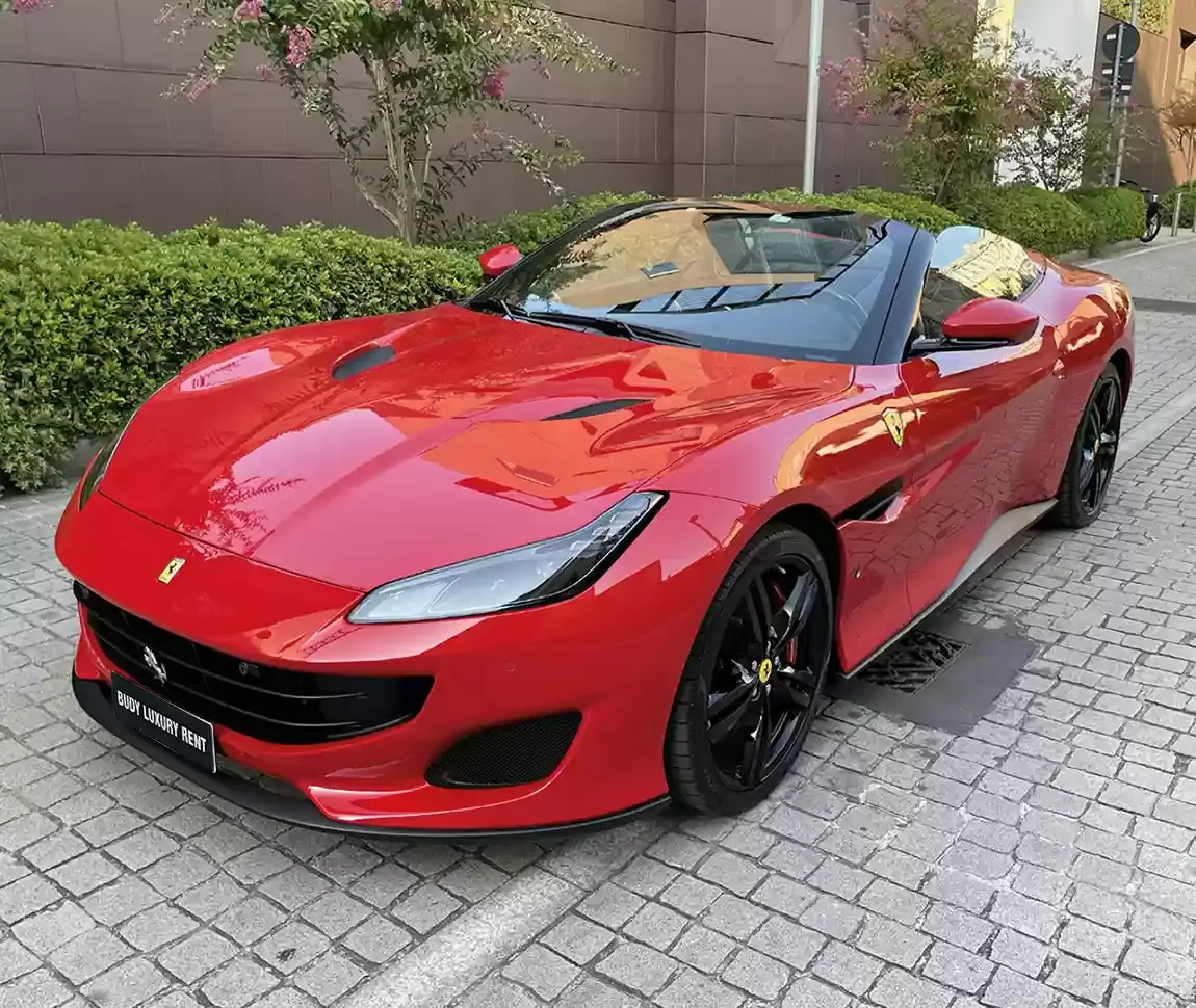 Ferrari Portofino M 2023 — Luxury Car Rental Switzerland, Switzerland. Ferrari Portofino M à Switzerland La Ferrari Portofino M 2023 est disponible à la…