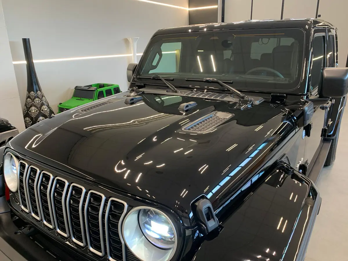 Jeep Wrangler 2025, dashboard — Luxury Car Rental Switzerland, Switzerland. Jeep Wrangler in Switzerland The Jeep Wrangler 2025 is available to rent in Switzerland…