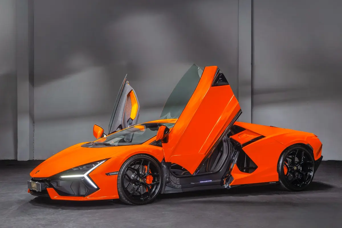 Lamborghini Revuelto 2026, exterior — Luxury Car Rental Switzerland, Switzerland. Lamborghini Revuelto in Switzerland The Lamborghini Revuelto 2026 is available to rent in…