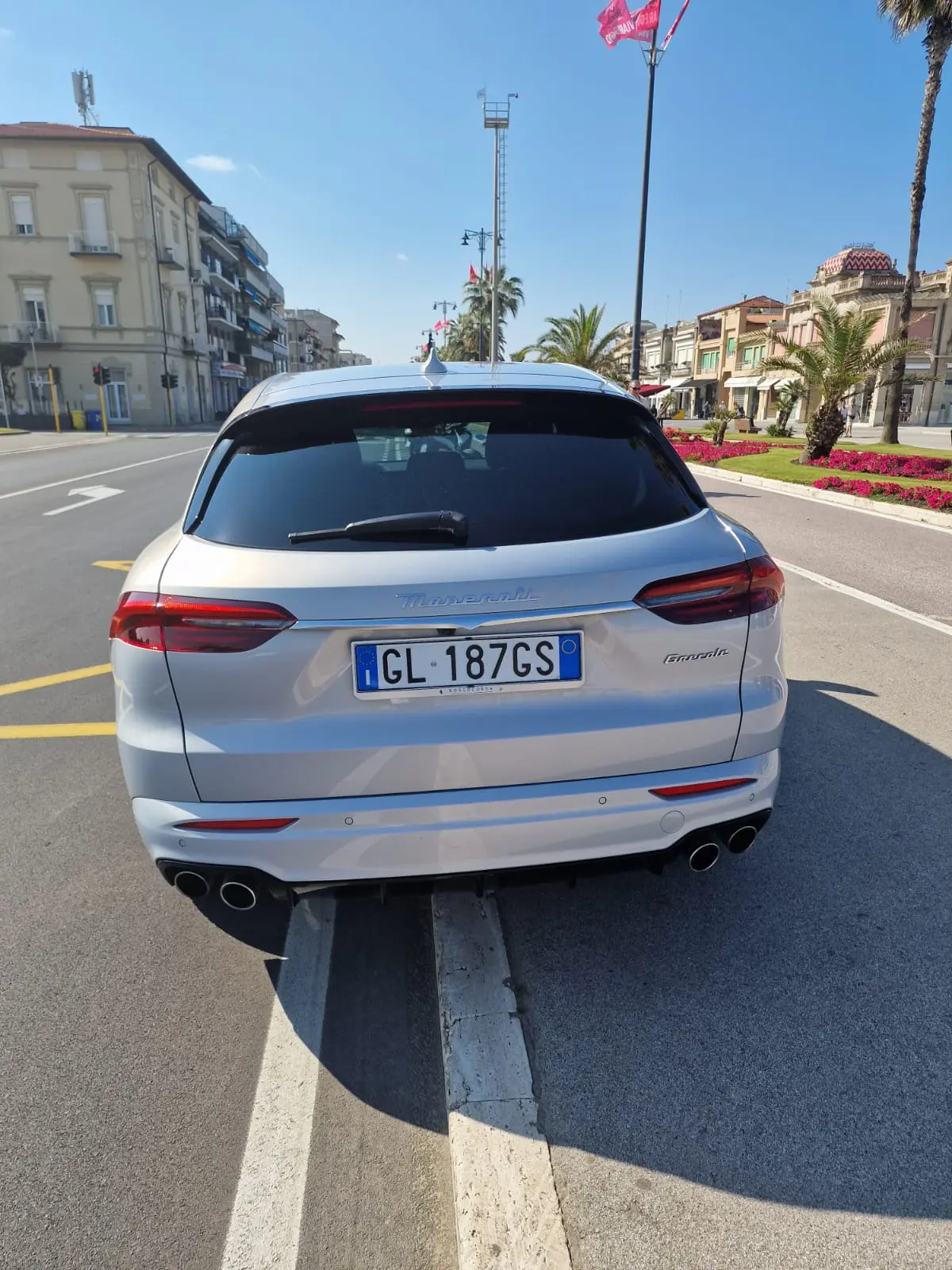 Maserati Grecale GT 2025, Außenansicht — Luxury Car Rental Switzerland, Switzerland. Maserati Grecale GT in Switzerland Der Maserati Grecale GT aus dem Jahr 2025 steht in der…