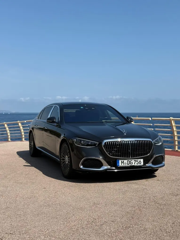 Maybach S580 2023 — Luxury Car Rental Switzerland, Switzerland. Maybach S580 à Switzerland La Maybach S580 2023 fait partie des véhicules proposés à la…