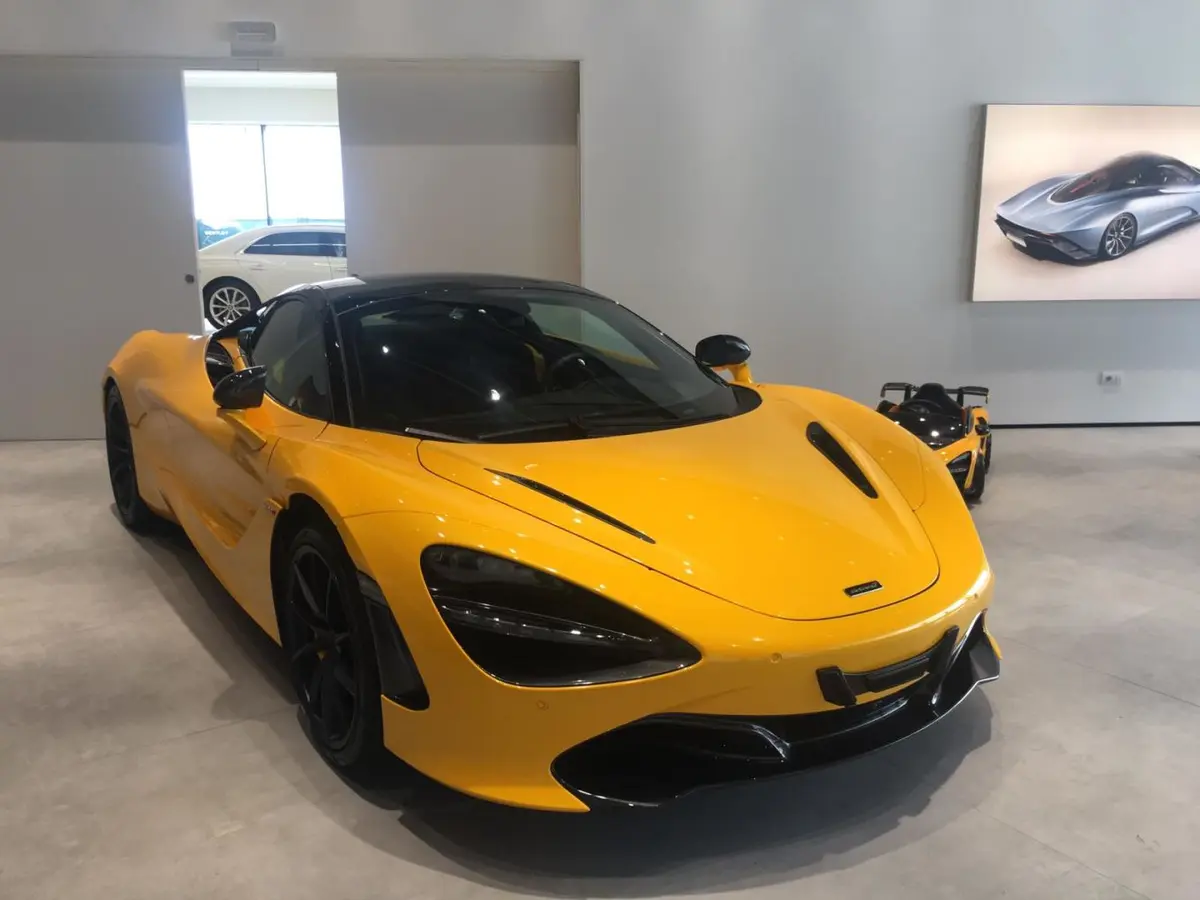 McLaren 720S Spider 2022 — Luxury Car Rental Switzerland, Switzerland. McLaren 720S Spider in Switzerland The McLaren 720S Spider 2022 is available to rent in…