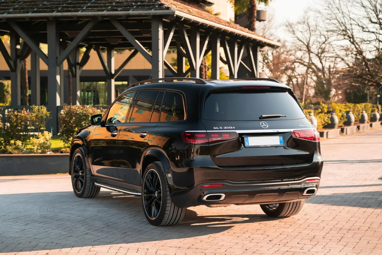Mercedes Benz GLS-klasse 350 D Exclusive 7 Posti 2025, exterior — Luxury Car Rental Switzerland, Switzerland. Mercedes Benz GLS-klasse 350 D Exclusive 7 Posti in Switzerland The Mercedes Benz…