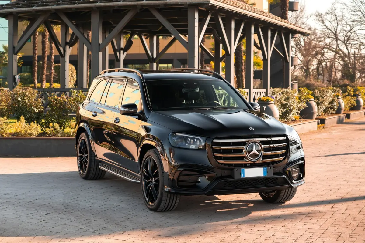 Mercedes Benz GLS-klasse 350 D Exclusive 7 Posti 2025 — Luxury Car Rental Switzerland, Switzerland. Mercedes Benz GLS-klasse 350 D Exclusive 7 Posti in Switzerland The Mercedes Benz…