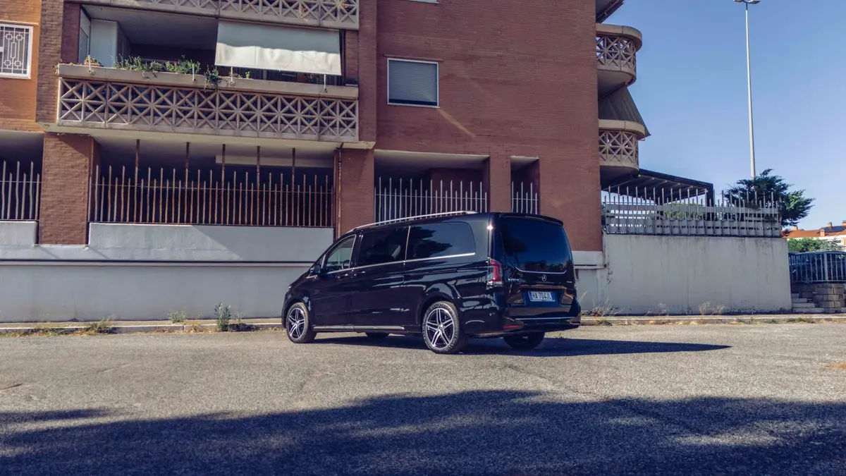 Mercedes Benz V300 4x4 XL VIP (Captain, 7 seat) 2025, interior — Luxury Car Rental Switzerland, Switzerland. Mercedes Benz V300 4x4 XL VIP (Captain, 7 seat) in Switzerland The Mercedes Benz V300 4x4…