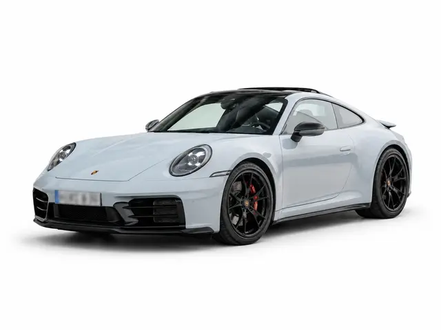 Porsche Carrera Spyder 992,2 GTS 2025 — Luxury Car Rental Switzerland, Switzerland
